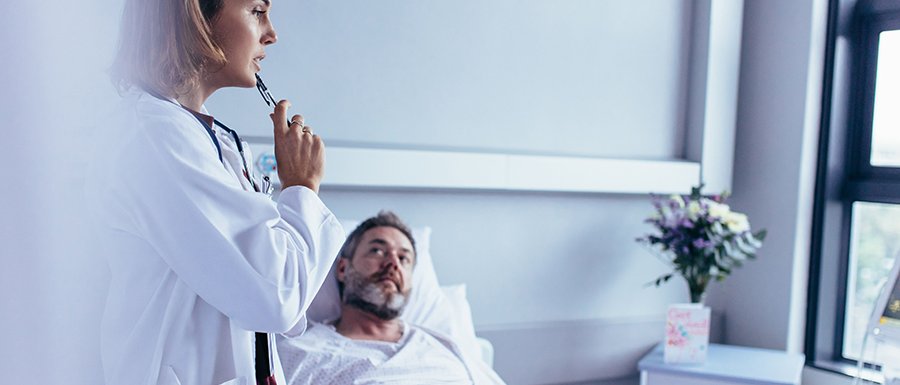 Wenn Ärztinnen und Ärzte sich nicht sicher sind, erzeugt das oft auch Unsicherheit bei den Patienten. (Bild: jacoblund / istockphotos)