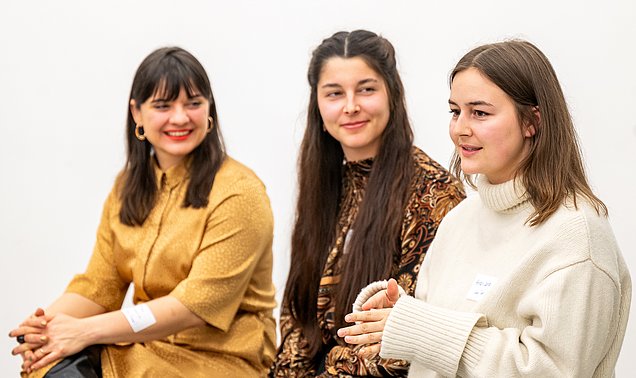 Drei Stipendiatinnen beim Mentoring-Kick-off des Agnes-Mackensen-Programms.
