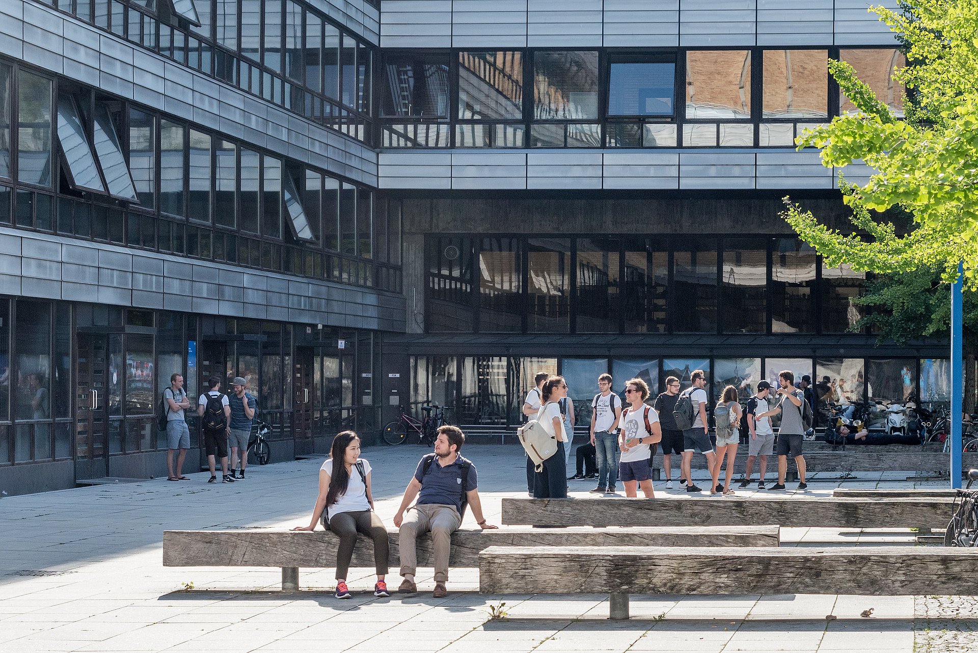 Students at TUM's Munich campus.