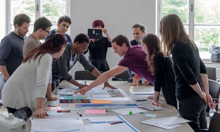 Promovierende in einem Workshop der International Graduate School of Science and Engineering (IGSSE) im Akademiezentrum der TUM im ehemaligen Kloster Raitenhaslach.