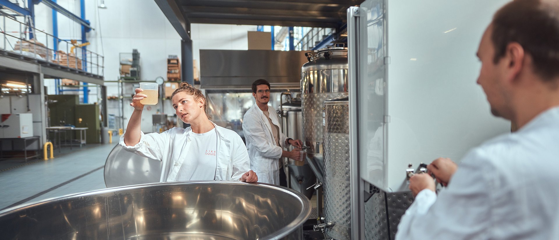 Employees of the start-up LikeLouis in the TUM Venture Lab Food-Agro-Biotech.