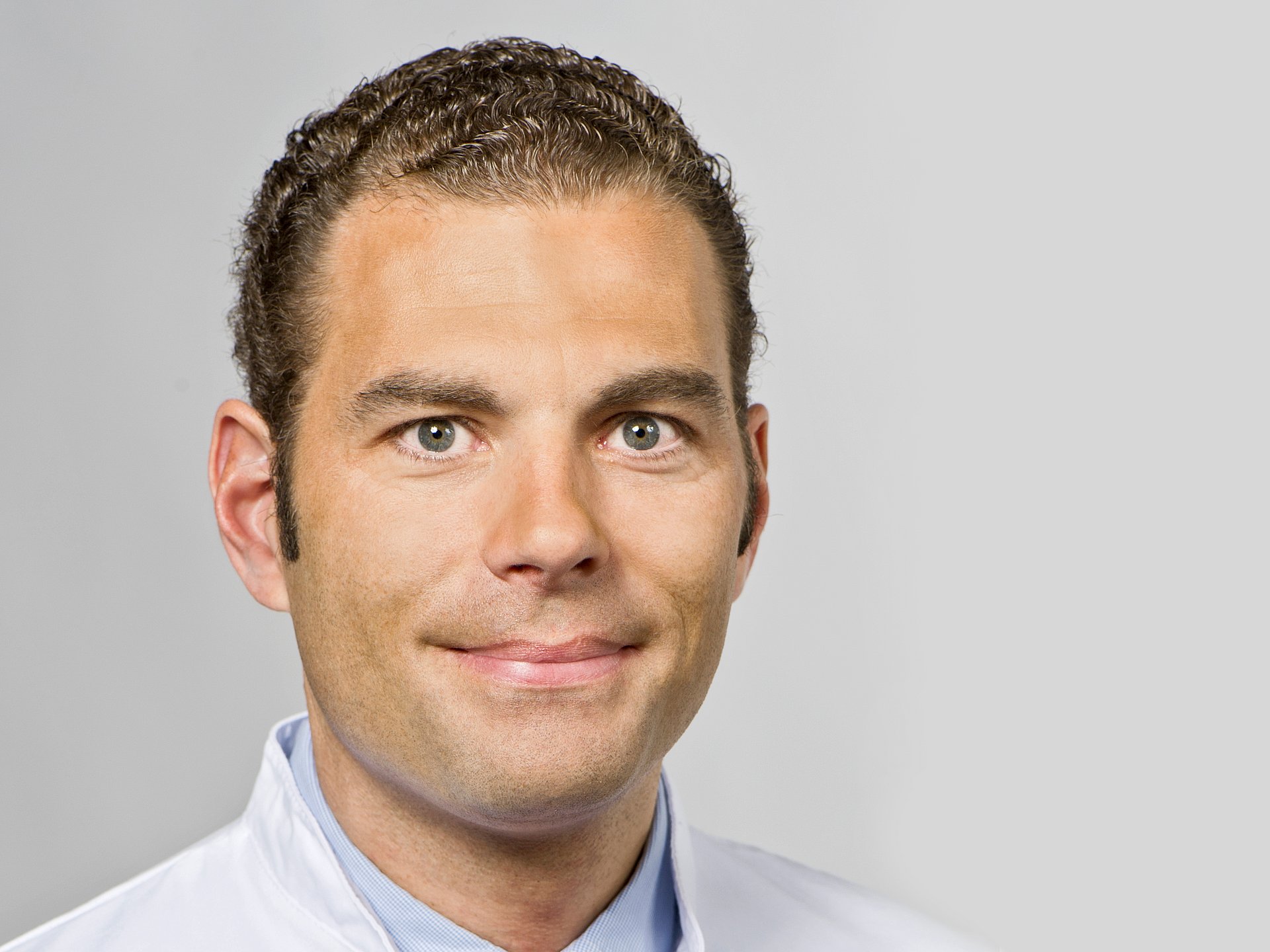 Der Toxikologe Prof. Florian Eyer betreut am Klinikum rechts der Isar unter anderem Patienten mit Alkoholabhängigkeit. (Foto: A.Heddergott / TUM)