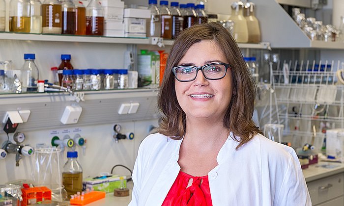 Prof. Kathrin Lang, tenure track professor for synthetic biochemistry, in the laboratory