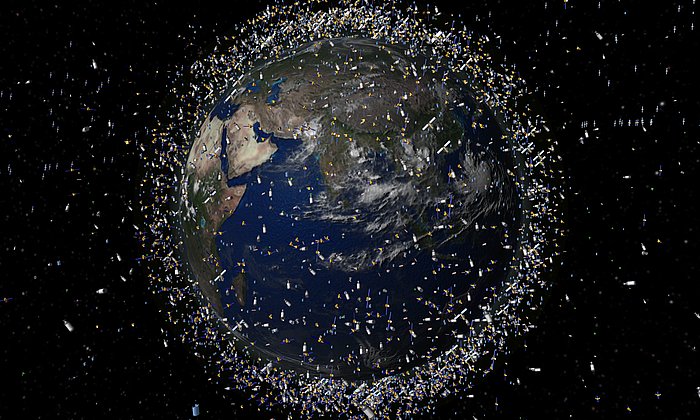 In addition to satellites and space probes, garbage of various sizes is also in orbit around the Earth. 