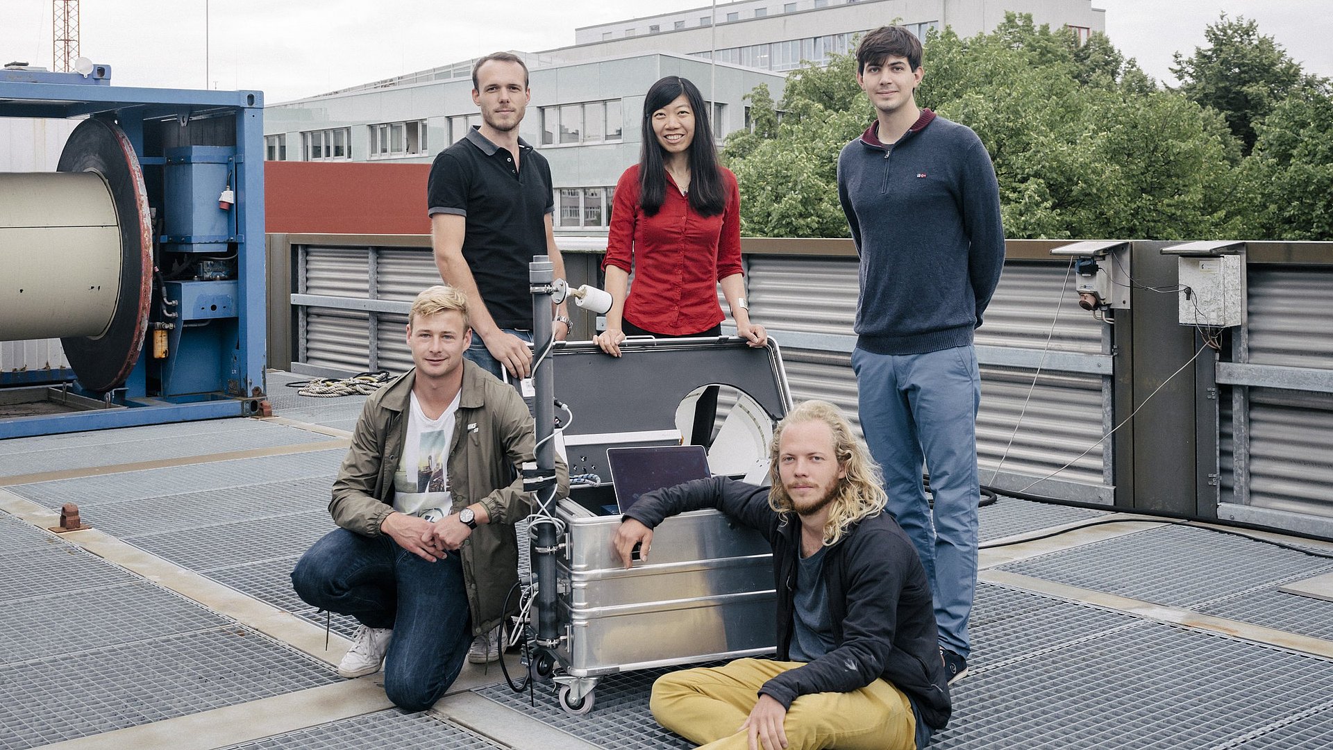 Prof. Jia Chen and her team during the measurements in Hamburg Prof. Jia Chen and her team during the measurements in Hamburg