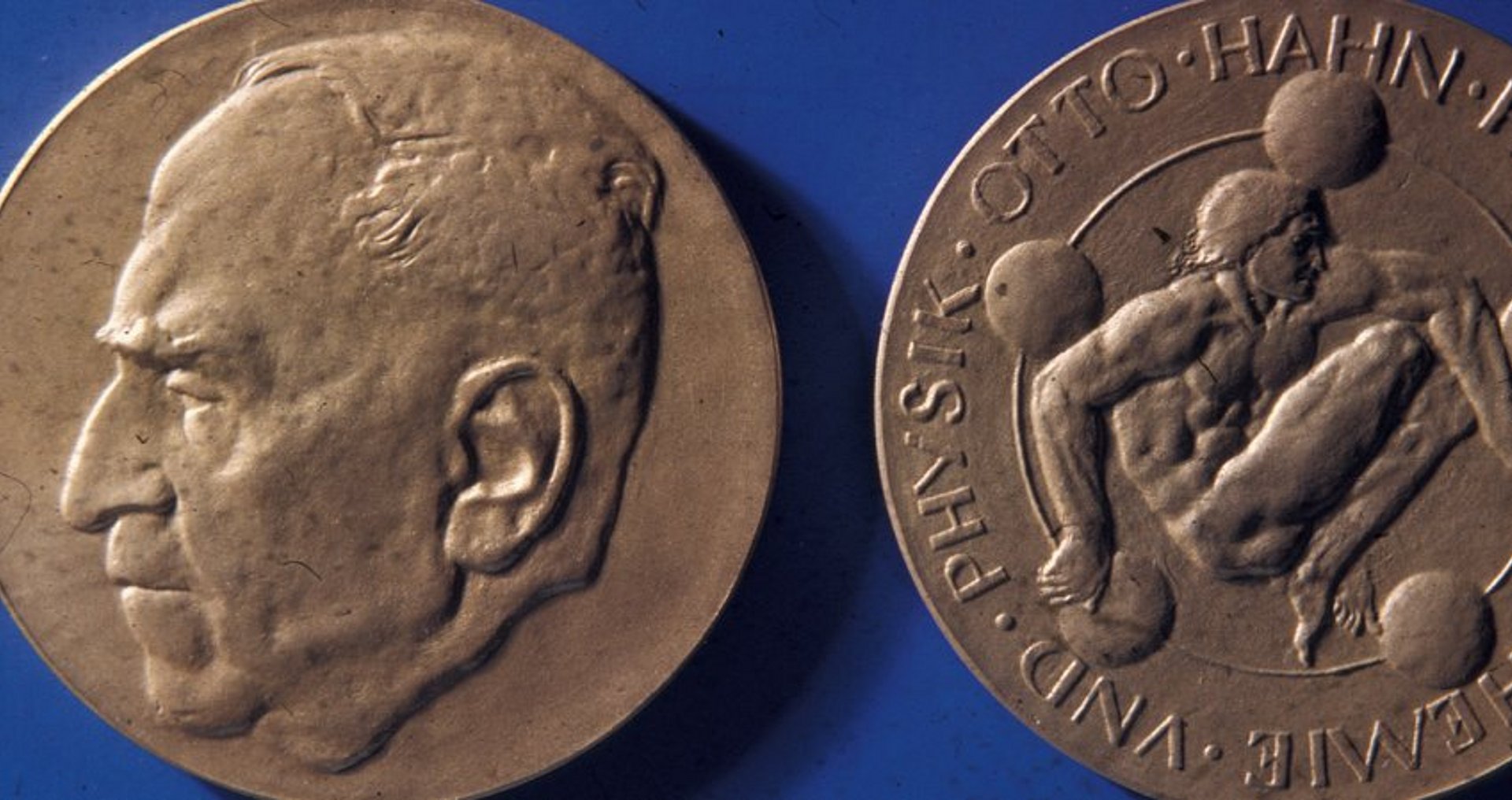 The medal of the Otto Hahn Prize for Chemistry and Physics. The medal of the Otto Hahn Prize for Chemistry and Physics.