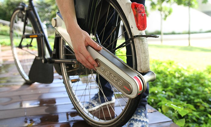 "ease" can be attached to almost any bicycle.