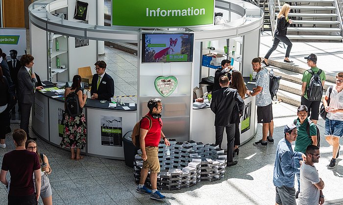 Informationsstand auf der IKOM