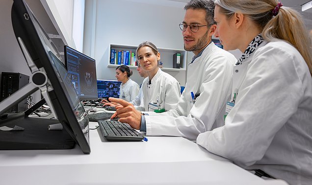 Dr. Jan Peeken und sein Team der Klinik für Radioonkologie und Strahlentherapie