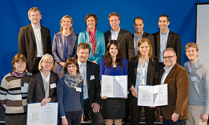 Gewinner und Jury des TUM IdeAward 2014 bei der Preisverleihung am 19.02.2015 (Foto: A. Heddergott / TUM)