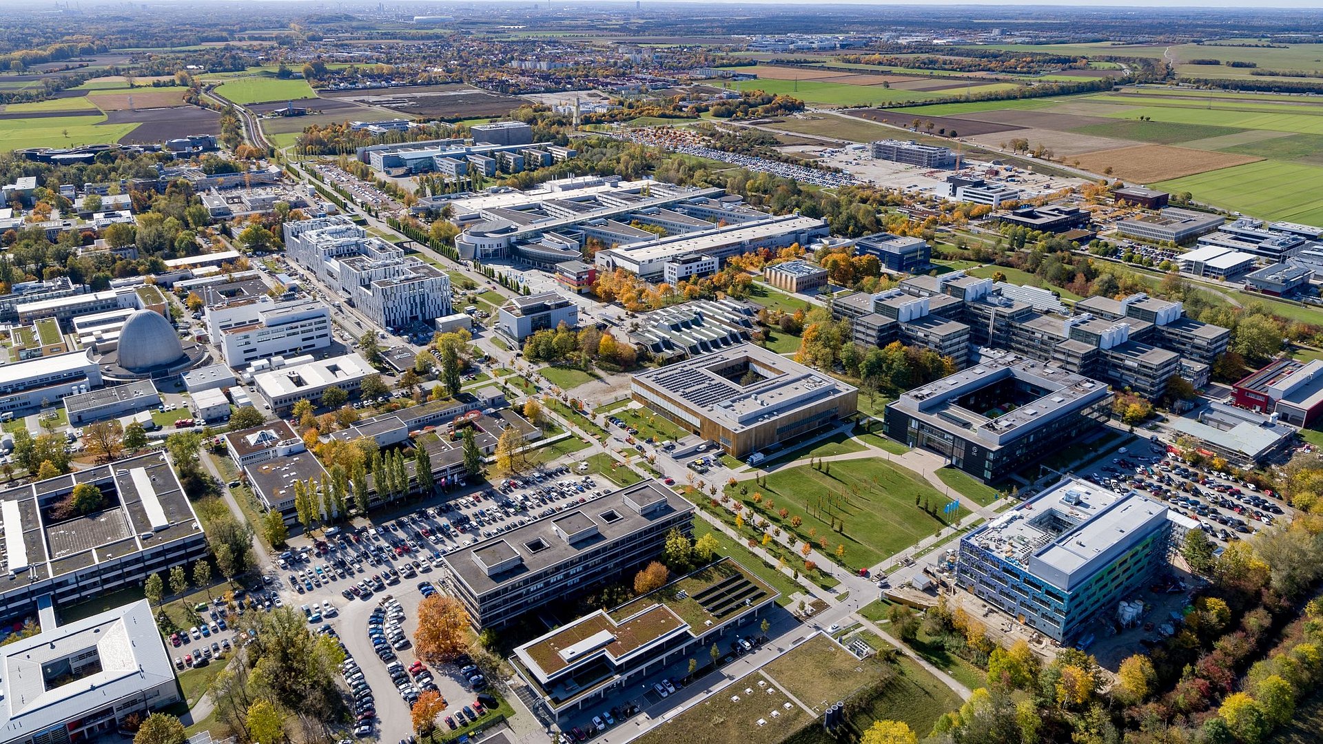 Aerial view of the Garching research campus in 2021.