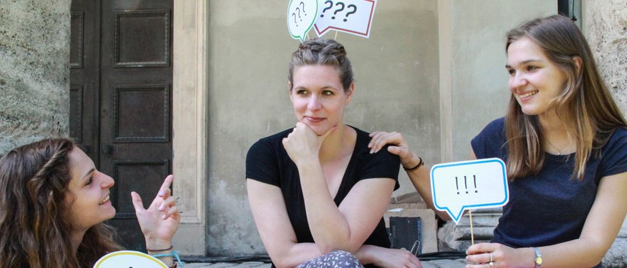What course of studies should I go for? …so many questions before taking a plunge into university life. VisitTUM can help. (Photo: Charlotte Szwarc) What course of studies should I go for? …so many questions before taking a plunge into university life. VisitTUM can help. (Photo: Charlotte Szwarc)