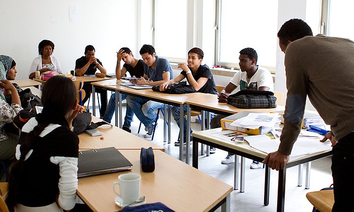 An der Schlau-Schule in München werden elternlose Flüchtlingskinder unterrichtet.