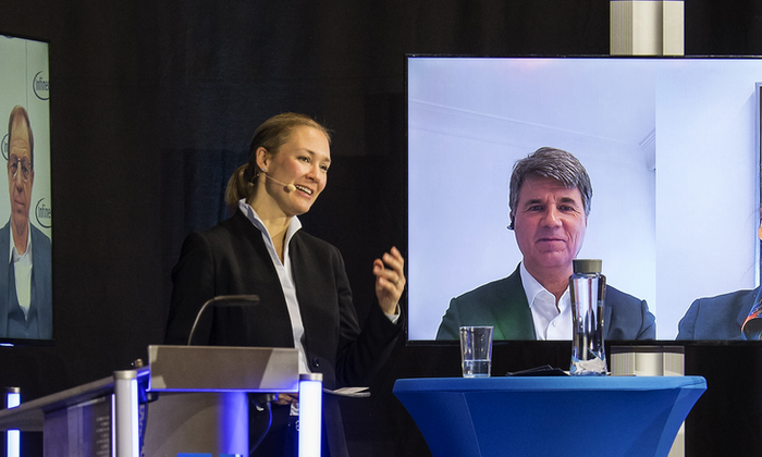 Gründungsveranstaltung des TUM Institute for LifeLong Learning: Vizepräsidentin Prof. Dr. Claudia Peus moderiert eine virtuelles Expertenpanel mit Petra Scharner-Wolff, Mitglied des Konzernvorstands der Otto Group, Dr. Reinhard Ploss, Vorstandsvorsitzender der Infineon Technologies AG, Harald Krüger, Mitglied des Aufsichtsrats der Lufthansa AG sowie der Deutschen Telekom AG, und Dr. Victoria Ossadnik, Vorsitzende der Geschäftsführung der E.ON Energie Deutschland