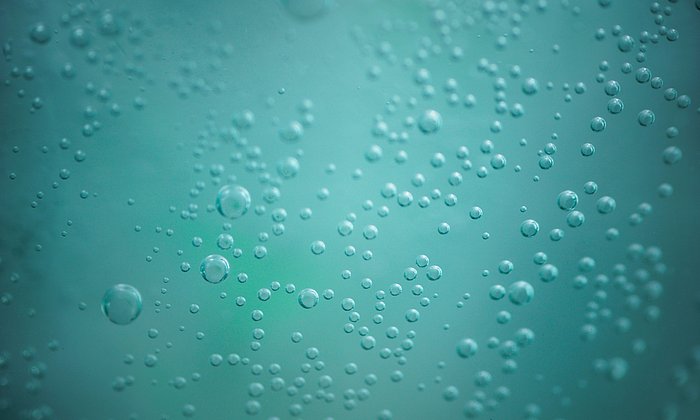 The picture shows air bubbles in water.