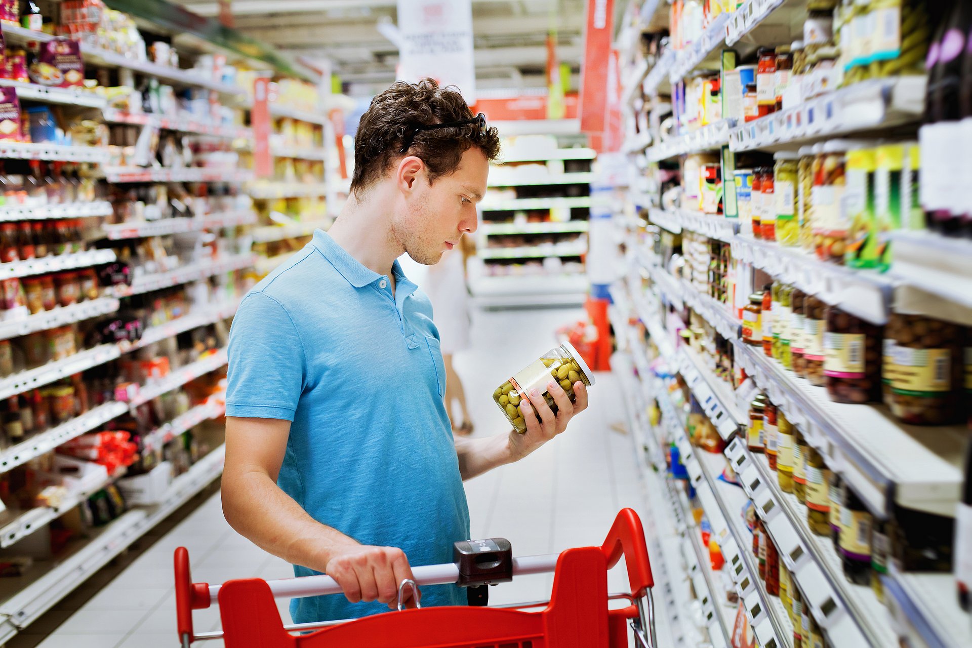 Unter anderem das Umfeld beeinflusst, welche Lebensmittel wir im Supermarkt auswählen