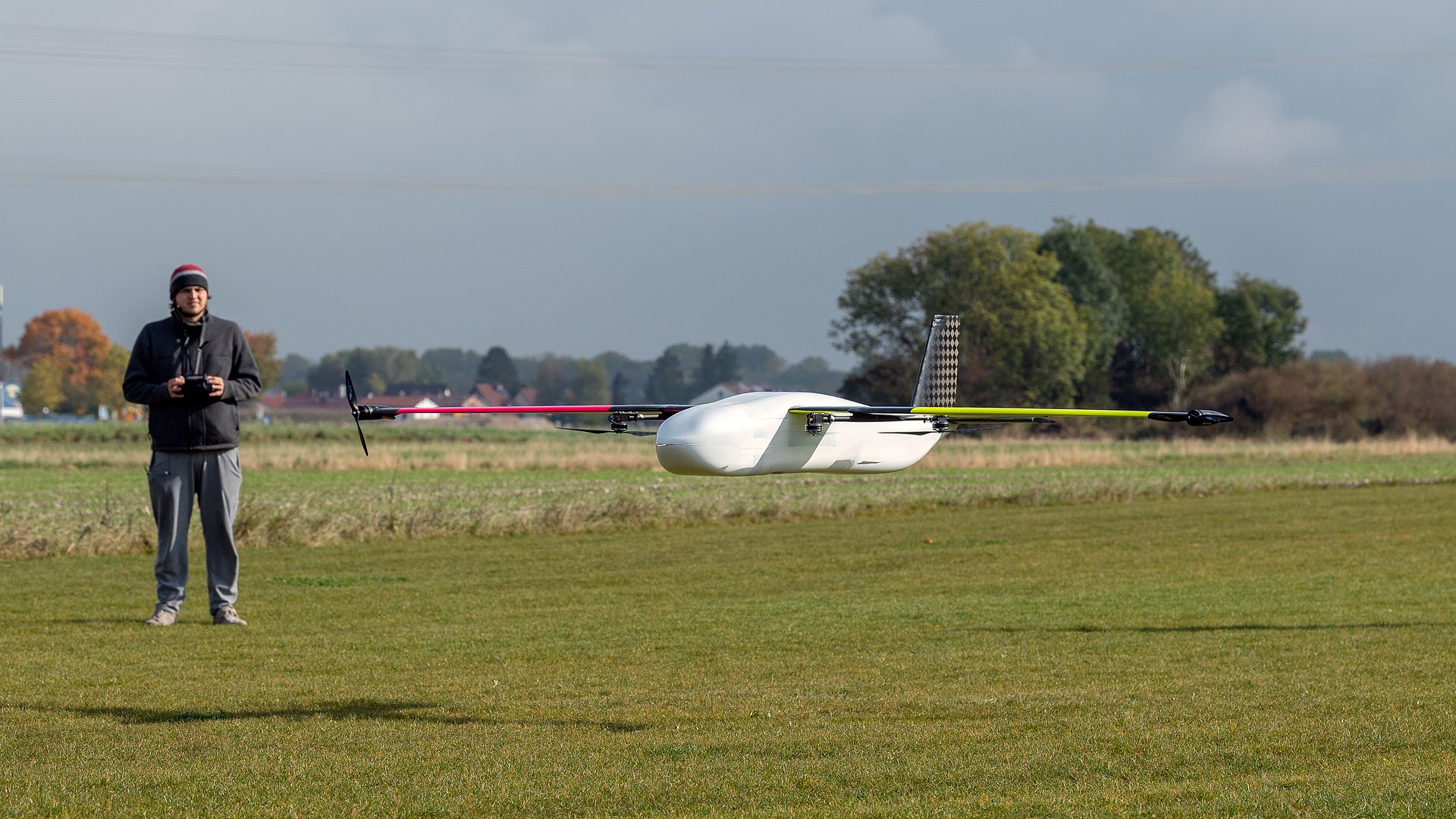 Der Prototyp der Studierendengruppe "Horyzn" hebt ab.