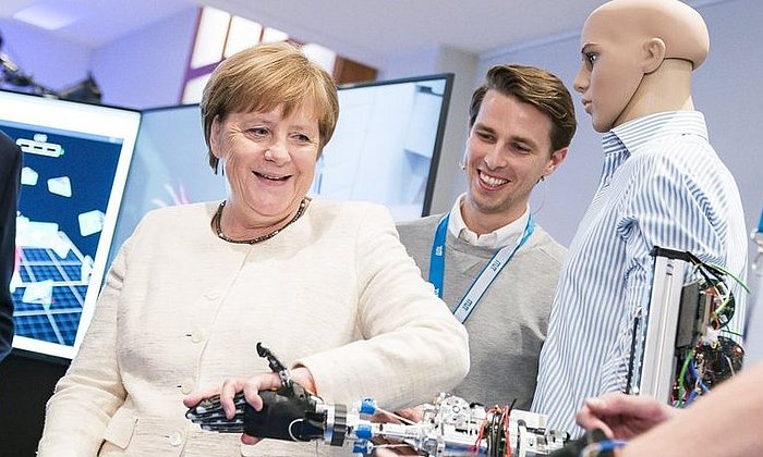 Chancellor Dr. Angela Merkel at the Munich School of Robotics and Machine Intelligence.