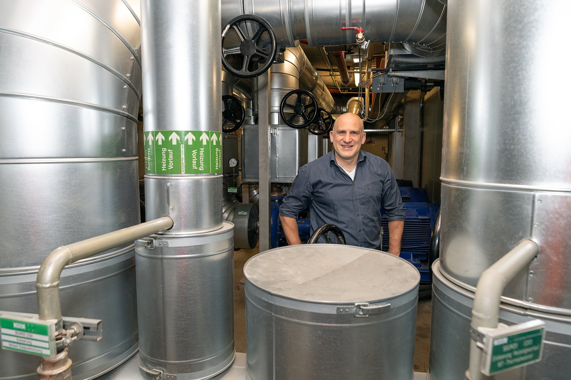 Dr. Kai Zosseder at the geothermal plant of Stadtwerke München in Messestadt Riem. Geothermal energy is one of the many resources below ground.