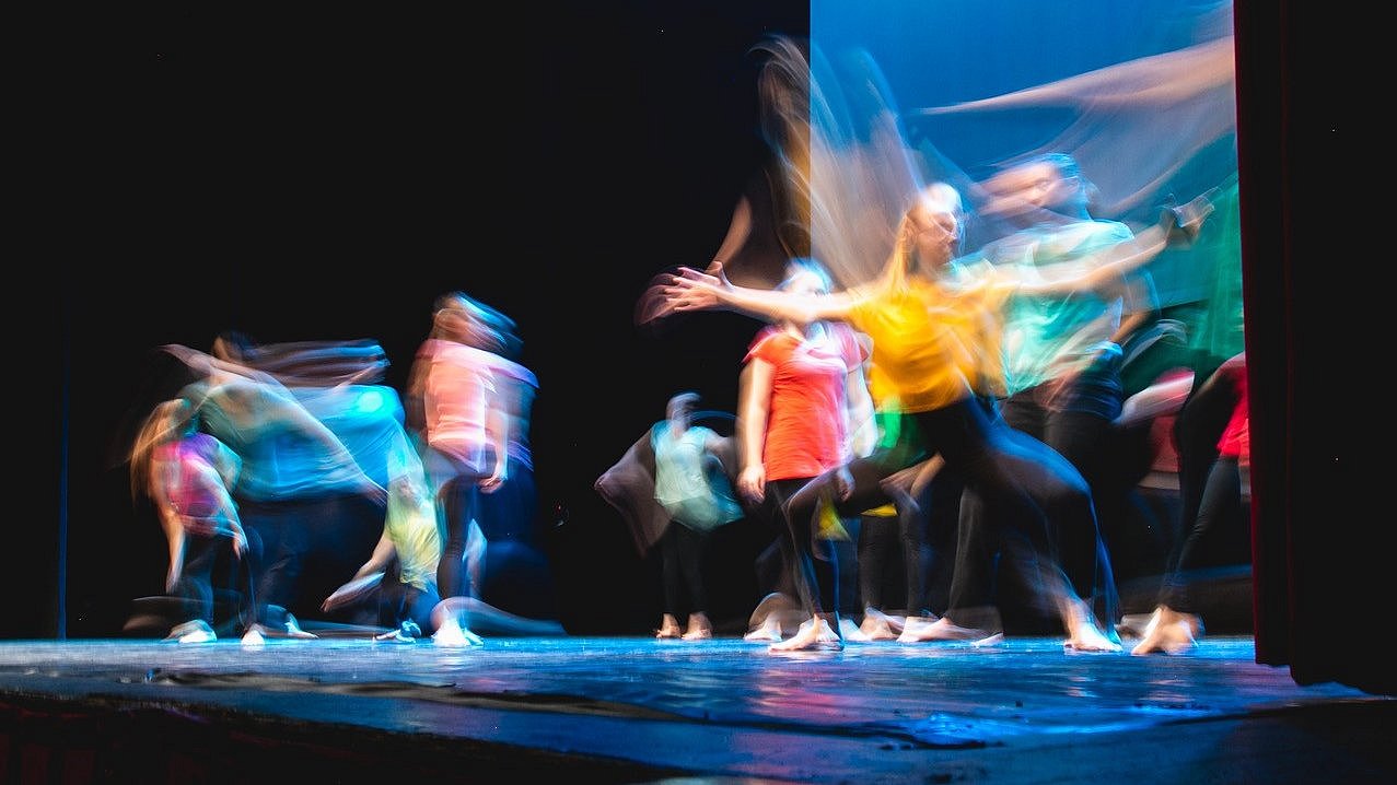 TUM tanzt! beim Kunstarealfest Tänzer und Tänzerinnen beim Kunstarealfest
