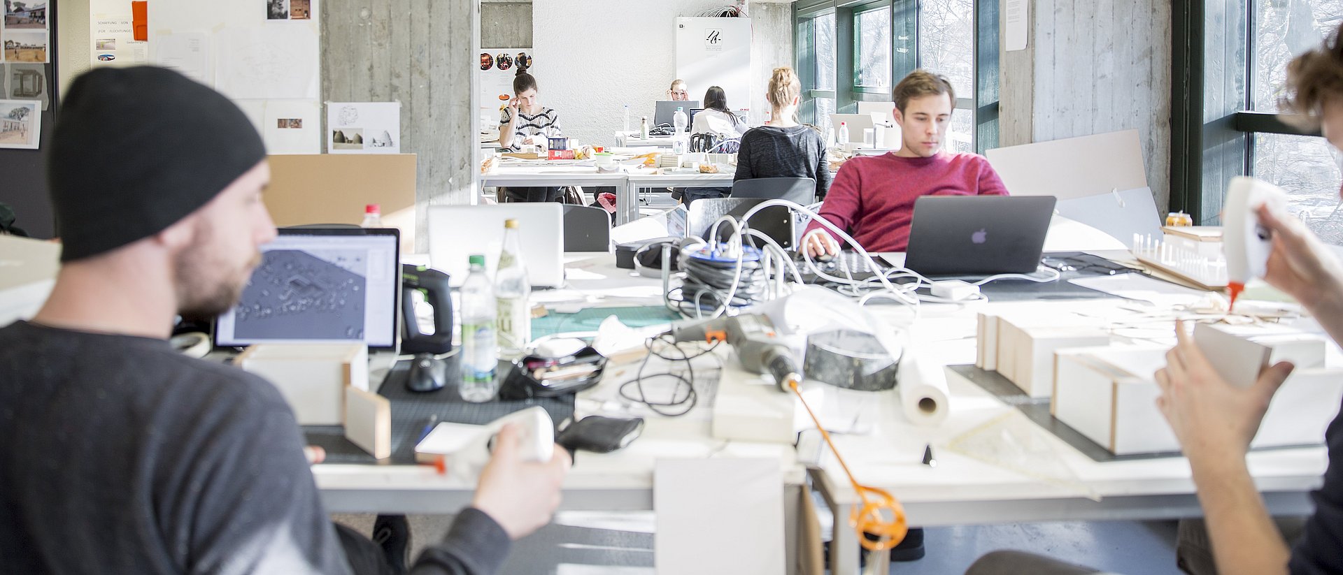 Kenntnisse an der Schnittstelle von Architektur, Bauingenieurwesen und Geodäsie vermittelt der neue Master Information Technologies for the Built Environment.