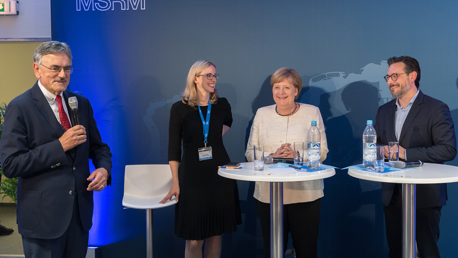 Bundeskanzlerin Dr. Angela Merkel in der Munich School of Robotics and Machine Intelligence