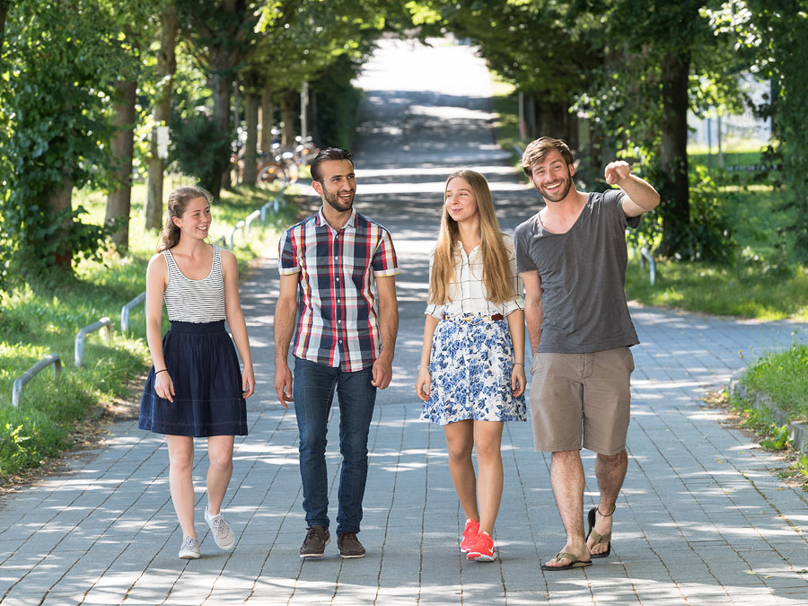 They learned a lot from each other during the seminar at the WZW: Annemarie , Mustafa, Marietta and Christian (left to right). (Photo: Uli Benz)