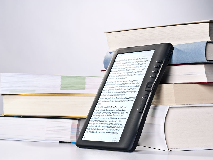 More than 125,000 scientific e-books are available at the University Library of the Technical University of Munich. (Photo: Eisenhans / Fotolia)