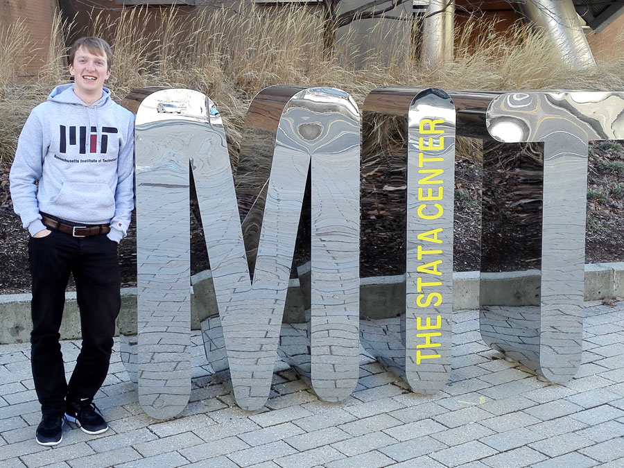 From Garching to the MIT: TUM student Felix Naser is developing a software for autonomous driving in Massachusetts. (Photo: Felix Naser)