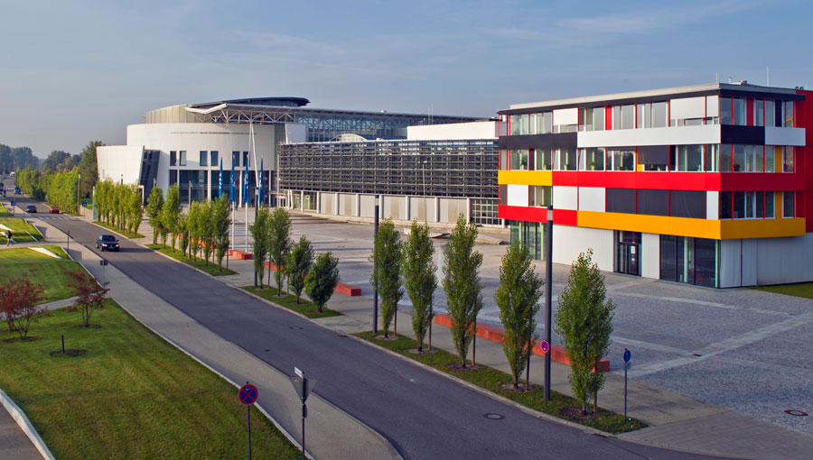 Europaweit liegt die TUM bei den Technischen Universitäten auf Platz 4. Im Bild das Maschinenwesen und das Exzellenzzentrum. (Bild: Heddergott / TUM) Europaweit liegt die TUM bei den Technischen Universitäten auf Platz 4. Im Bild das Maschinenwesen und das Exzellenzzentrum. (Bild: Heddergott / TUM)