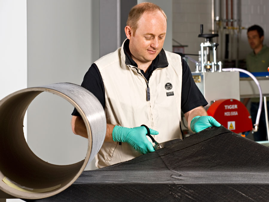 Research at TUM: Carbon fibers are an important material in key sectors of the economy.