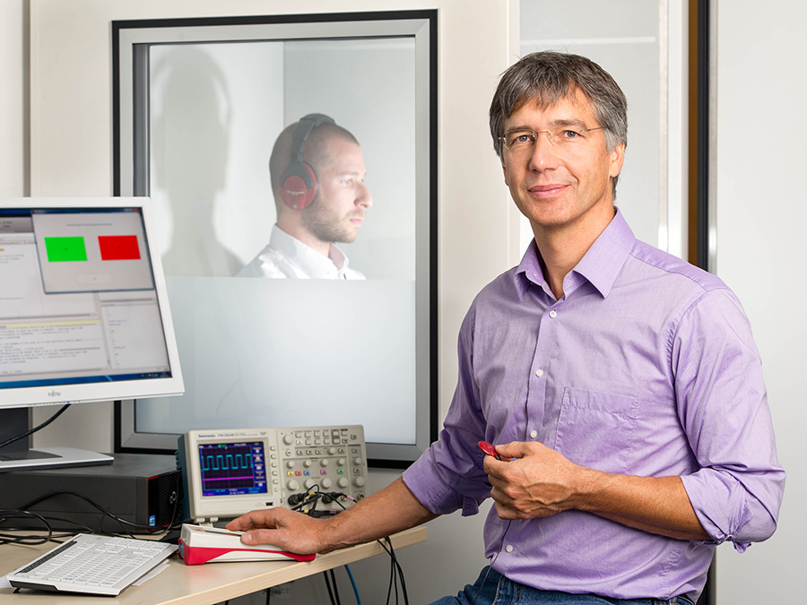 Prof. Werner Hemmert, director of the department for Bio-Inspired Information Processing at the TUM - Photo: Astrid Eckert/TUM