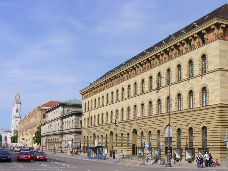 Gebäude der Hochschule für Politik an der Münchner Ludwigstraße