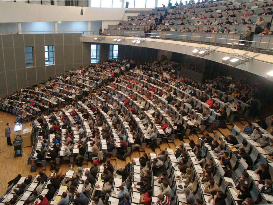 Vorlesung in einem Hörsaal der TUM