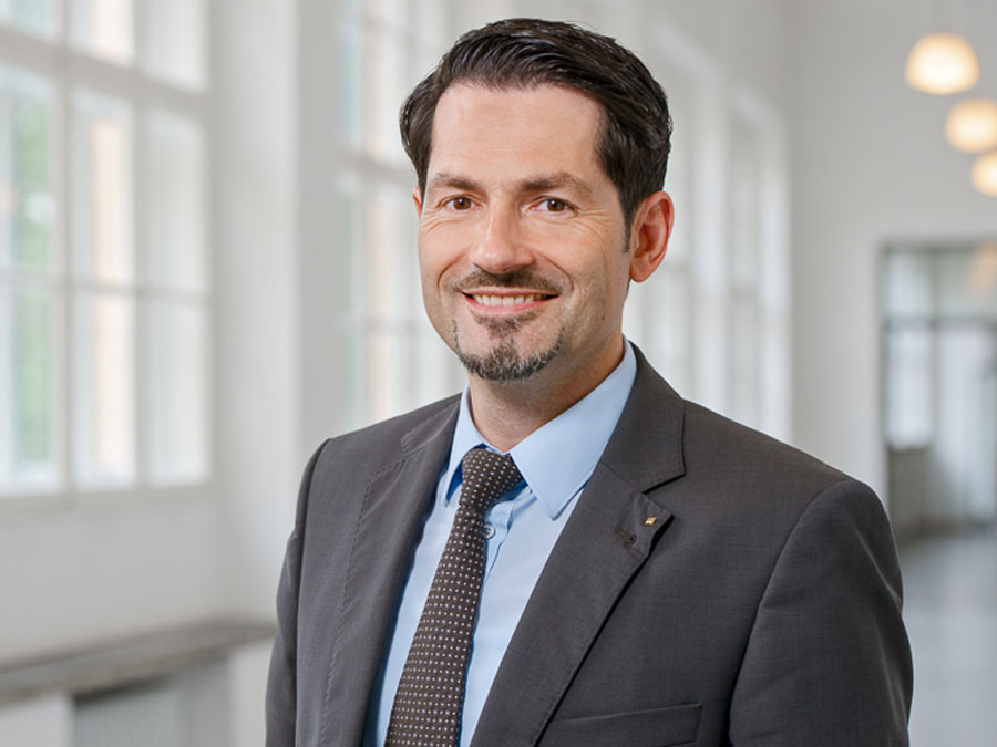 Prof. Thomas Hofmann hat als Vizepräsident das Tenure-Track-Berufungssystem der TUM maßgeblich entwickelt. (Bild: Heddergott / TUM) Prof. Thomas Hofmann