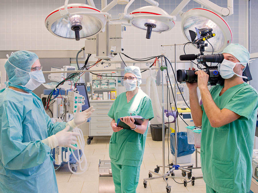 Shooting for the trauma surgery MOOC