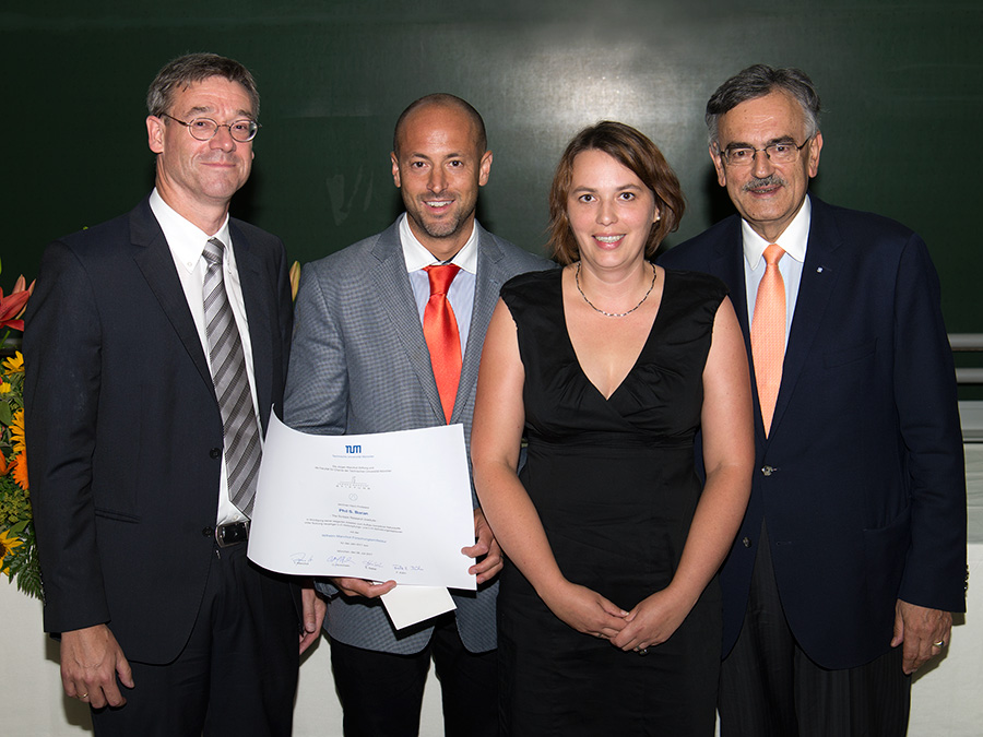 Prof. Kai-Olaf Hinrichsen, Prof. Dr. Phil S. Baran, Dr. Tanja Gulder, Prof. W.A. Herrmann – Bild: Andreas Battenberg / TUM