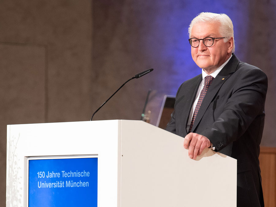 At the ceremony marking TUM's 150th anniversary German Federal President Frank-Walter Steinmeier emphasized the societal responsibility of the sciences. (Image: A. Heddergott / TUM)