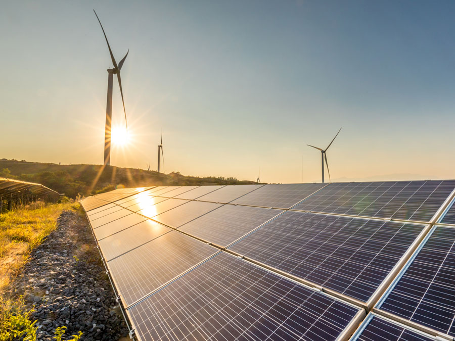 Solarmodule und Windkrafträder