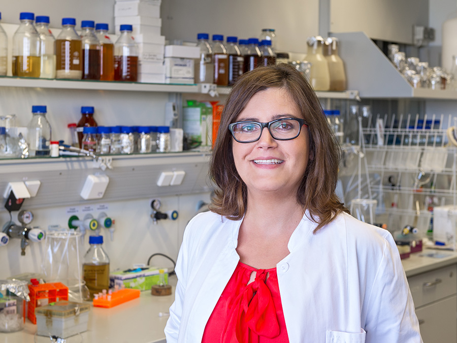 Prof. Kathrin Lang, tenure track professor for synthetic biochemistry, in the laboratory