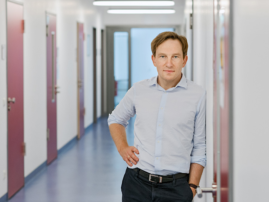 The research of Roland Rad and his team ist focused on molecular and translational aspects of cancer development. (Image: A. Heddergott / TUM)
