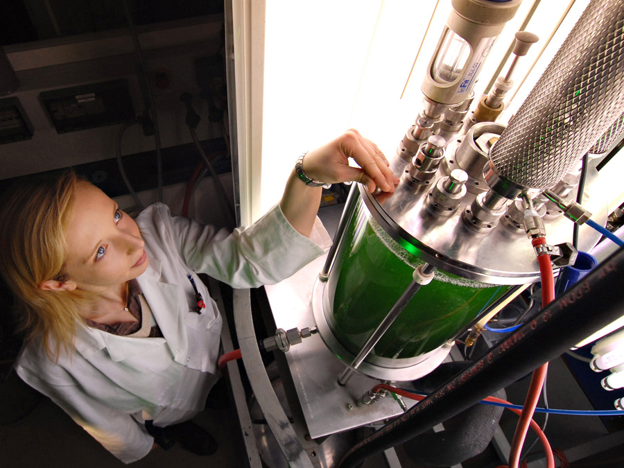 Bioreaktor am Lehrstuhl für Bioverfahrenstechnik der TUM (Bild: Thorsten Naeser) Bioreaktor am Lehrstuhl für Bioverfahrenstechnik der TUM