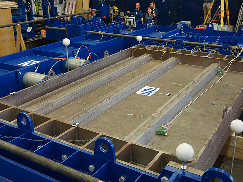 The test station allows full-size reinforced bridge components to be stress-tested in two different directions at the same time. (Image and video: Chair of Metal Structures) The test station allows full-size reinforced bridge components to be stress-tested in two different directions at the same time.