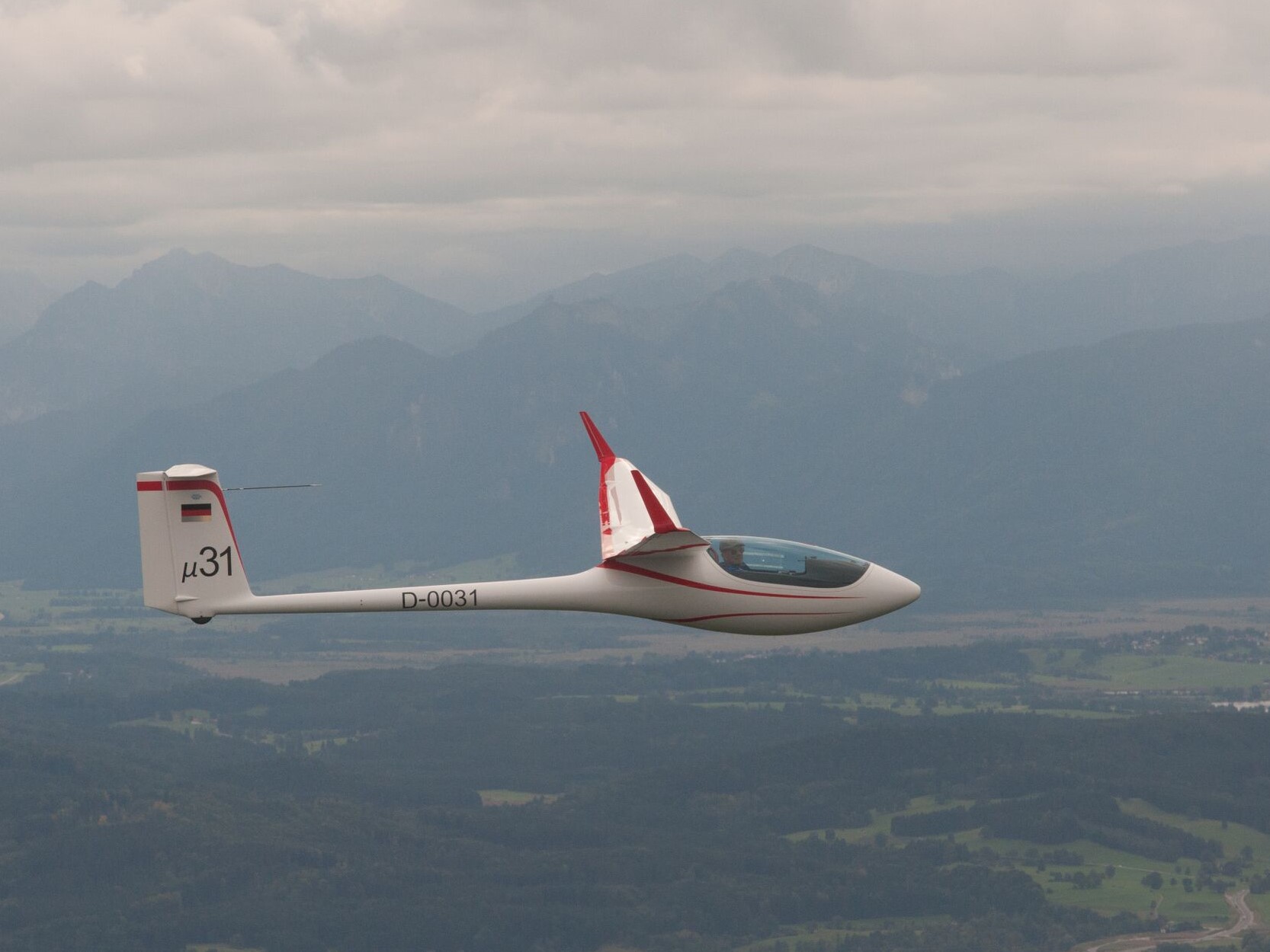 Die Mü 31 bei ihrem Erstflug in Königsdorf.