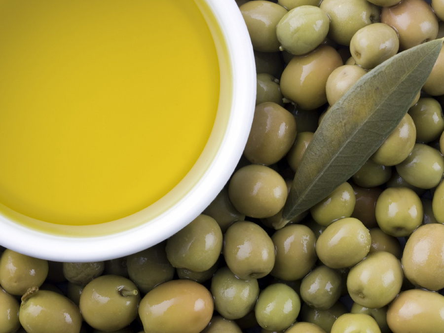 Aromastoffe im Olivenöl wirken sich auf das Sättigungsgefühl aus.