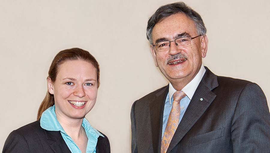 Prof. Nicola Breugst (29) ist die jüngste TUM-Professorin - Bild: Uli Benz/TU München Prof. Nicola Breugst (29) ist die jüngste TUM-Professorin - Bild: Uli Benz/TU München