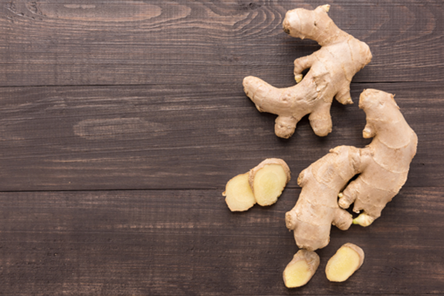 The pungent 6-gingerol contained in ginger stimulates a saliva enzyme that breaks down foul-smelling substances. (Image: iStockphoto/ villagemoon) The pungent 6-gingerol contained in ginger stimulates a saliva enzyme that breaks down foul-smelling substances. (Image: iStockphoto/ villagemoon)