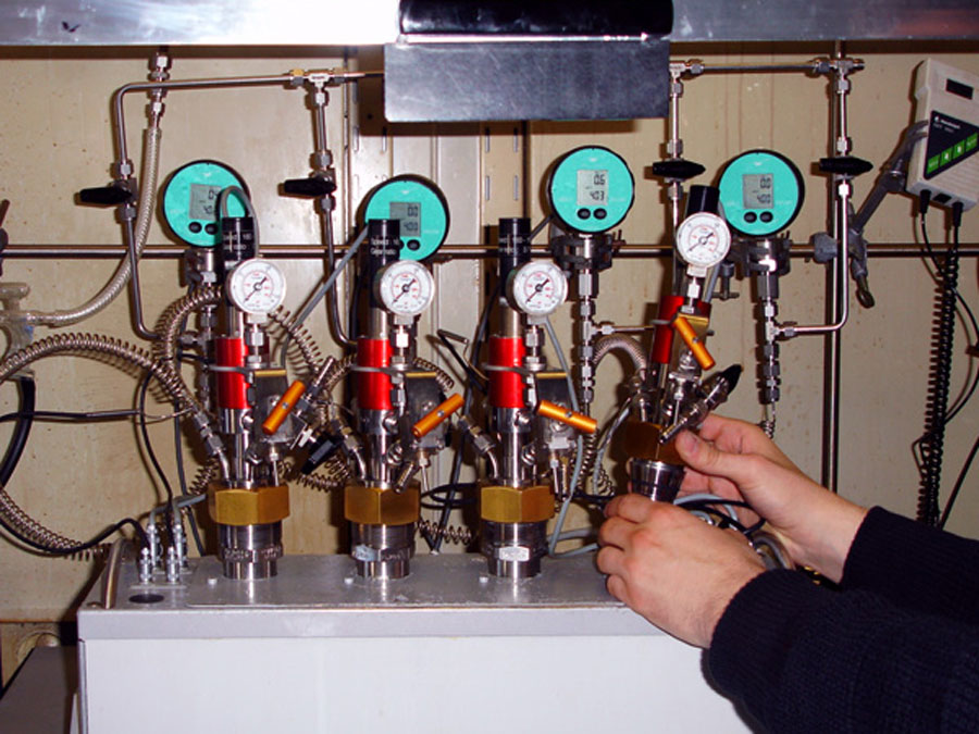 Reaktor zur Nutzung von CO2 für Kunststoffvorprodukte. Reaktor zur Nutzung von CO2 für Kunststoffvorprodukte.