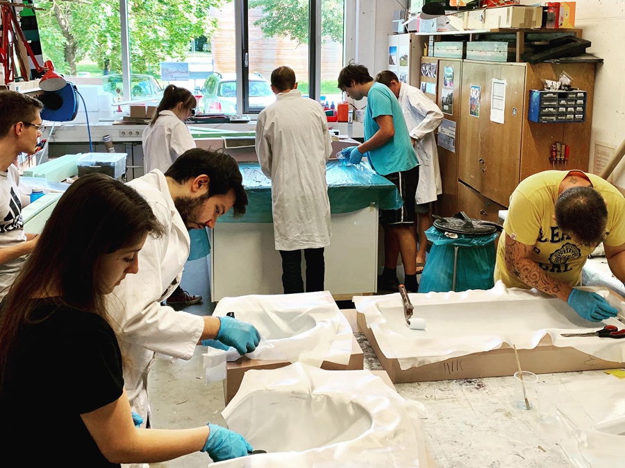 Team laminating the fuselage of SILENCIO GAMMA