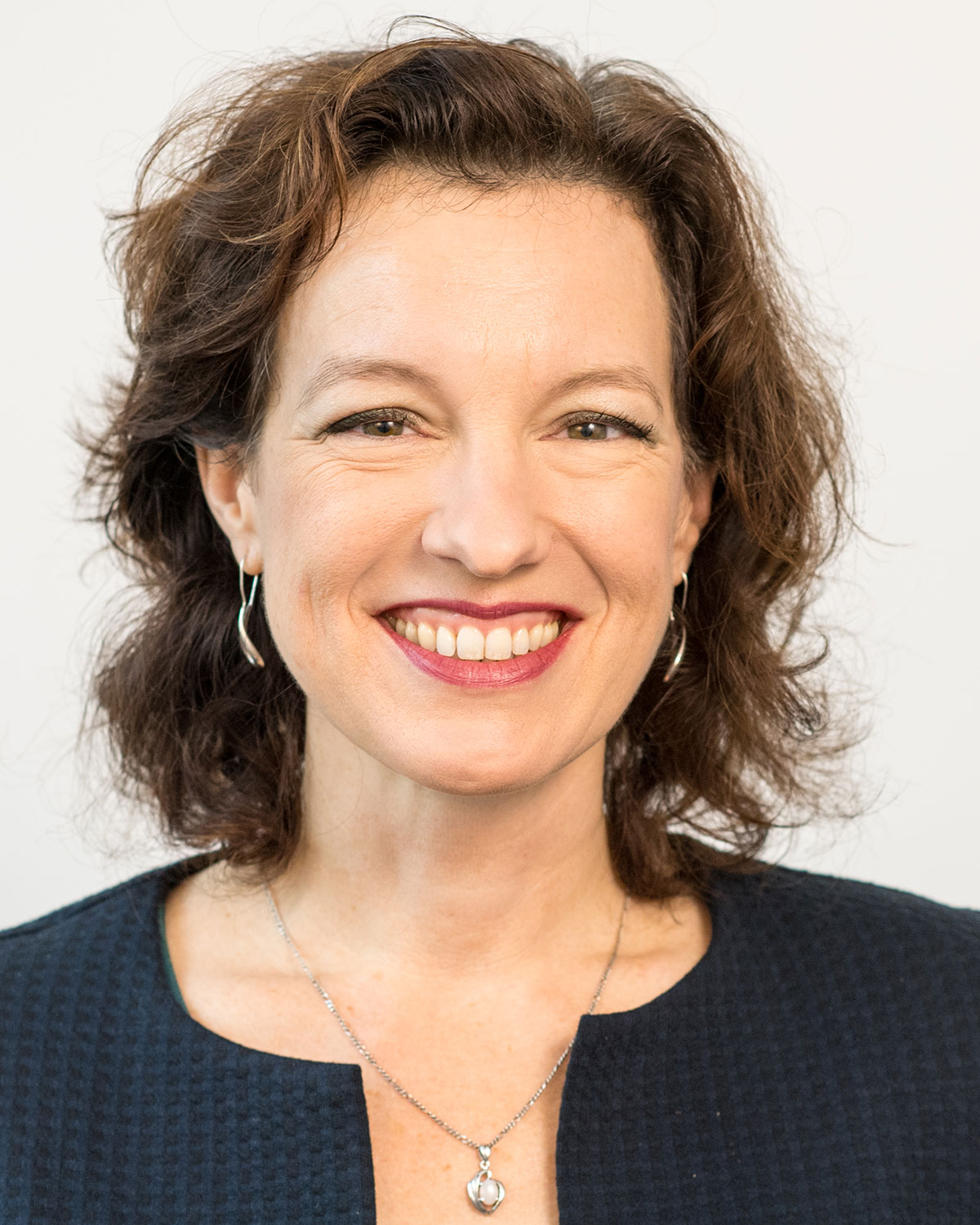 Portait Prof. Heather Hofmeister